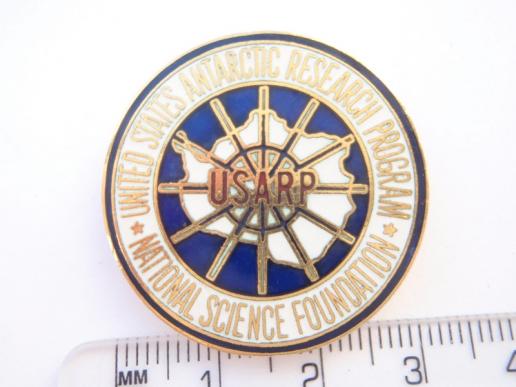 Gradia Militaria - United States Antarctic Research Program Lapel Badge