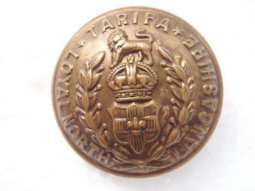 Gradia Militaria - The Loyal Regt (North Lancashire) 1902-52 Button