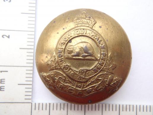 Gradia Militaria - WW2 R.C.A.P.C large button