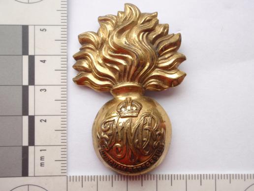 Gradia Militaria - WW2 Les Fusiliers Mont Royal (Canada) cap badge