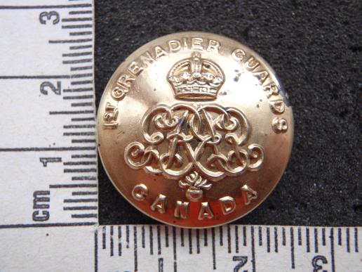 Gradia Militaria - WW1 1st Grenadier Guards, Canada Button