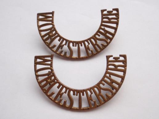 Gradia Militaria - WW1 WORCESTERSHIRE Regt Titles