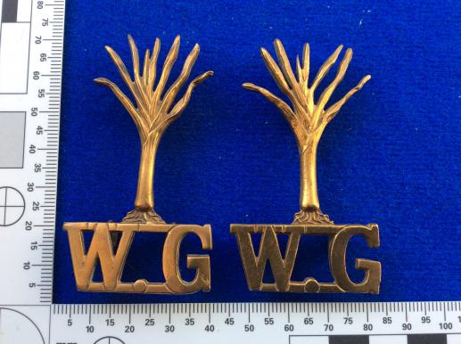 Gradia Militaria - Welsh Guards Brass Shoulder Titles