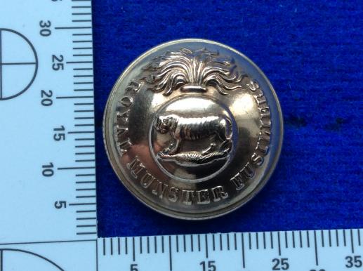 Gradia Militaria - Royal Munster Fusiliers 1881-1922 Officers Button
