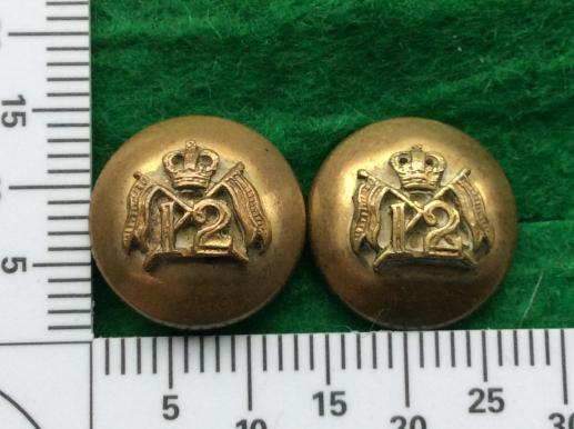 Gradia Militaria - Q/C 12th Royal Lancers, 2 part Officers Hat Buttons