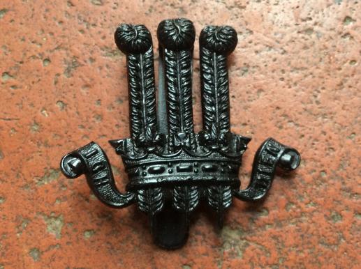 Gradia Militaria - 2nd King Edward V11s Own Gurkha Rifles Cap badge