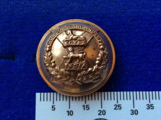 Gradia Militaria - Post 1881The Gordon Highlanders Officers Gilt Button