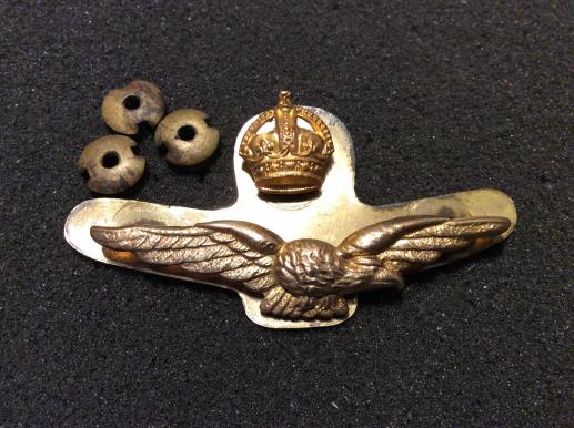 Gradia Militaria - WW2 Royal Air Force Officers side Cap 2 part badge