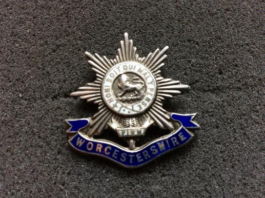 Gradia Militaria - WW1 The Worcestershire Regiment Silver & Enamel Sweetheart