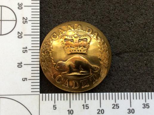 Gradia Militaria - QVC Canada Cadet Brass Button circa 1895