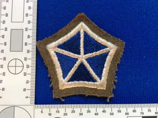 Gradia Militaria - WW2 British Made U.S Army 5th Corps Black back patch
