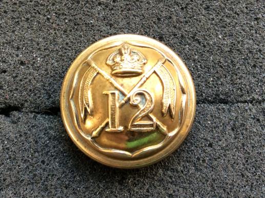 Gradia Militaria - Post 1902 12th Royal Lancers ( Prince Of Wales) Button