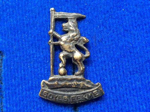Gradia Militaria - WW1 New Zealand Rifle Brigade, Locally Made Cap badge