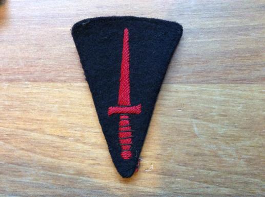 Gradia Militaria - WW2 Royal Marines Commando Sleeve dagger, early example