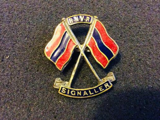 Gradia Militaria - R.N.V.R SIGNALLER enamel Sweetheart badge