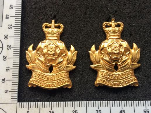 Gradia Militaria - Australian Intelligence Corps Collar Badges Worn 1953-1960s