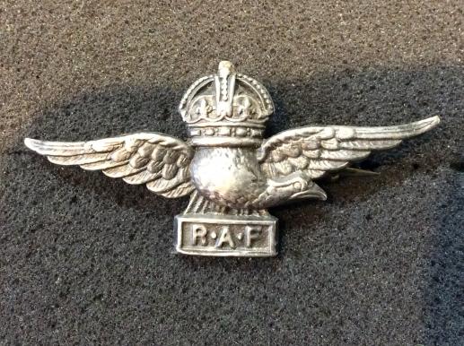 Gradia Militaria - Post 1918 R.A.F ( Royal Air Force) Silver Sweetheart badge