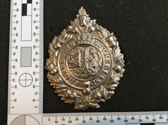 Gradia Militaria - Argyle & Sutherland Highlanders non voided Glengarry badge