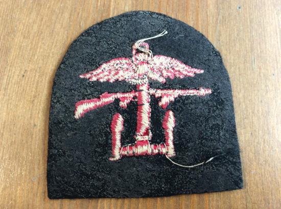Gradia Militaria - WW2 Combined Operations ( tombstone) Sleeve badge