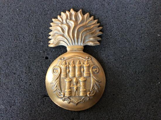 Gradia Militaria - V.R Royal Dublin Fusiliers ORs Fur Cap Badge 1881-96