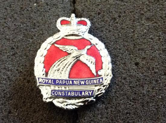Gradia Militaria - Royal Papua New Guinea Constabulary Lapel badge