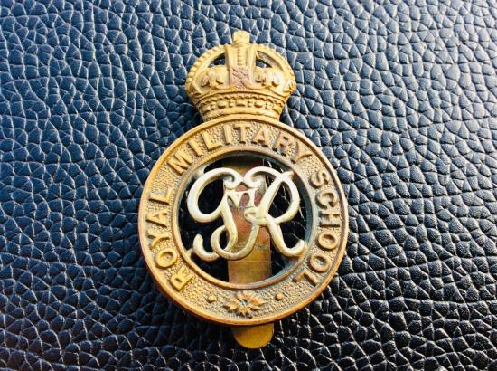 Gradia Militaria - George VI Royal Military School bi-metal Cap badge