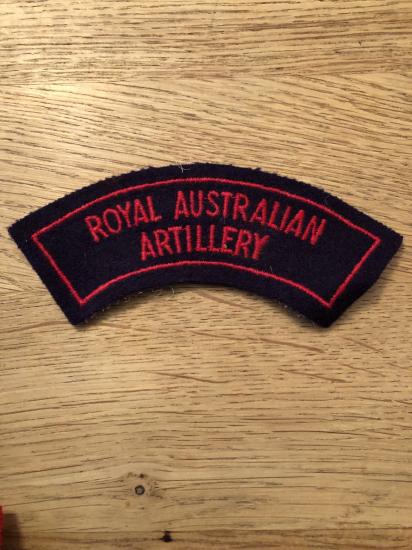 Gradia Militaria - Royal Australian Artillery bordered shoulder title