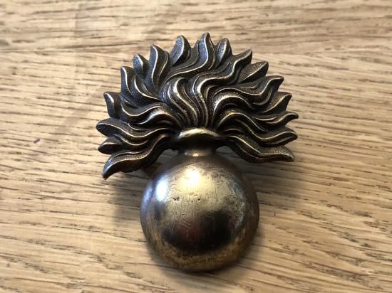 Gradia Militaria - WW1/2 Grenadier Guards cap badge