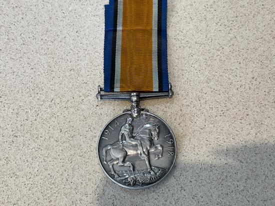 Gradia Militaria - WW1 War medal to Thomas FLOODGATE R.A (Awarded Wound stripe)