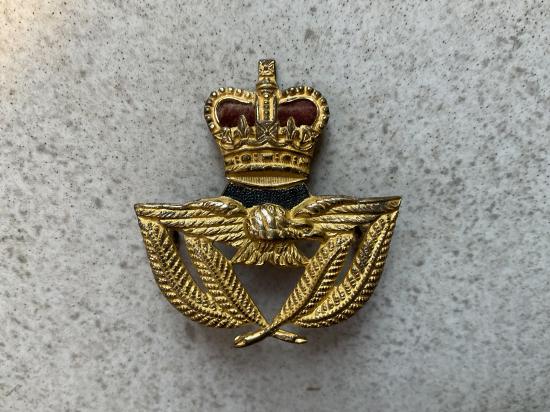 Gradia Militaria - Post 1952 R.A.F Warrant officers cap/beret badge
