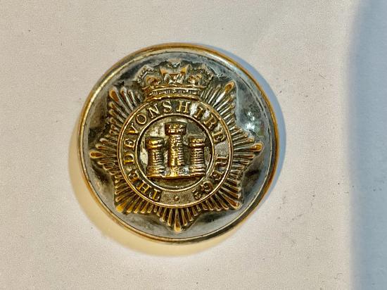 Gradia Militaria - Victorian The Devonshire Regt, officers silver plated button