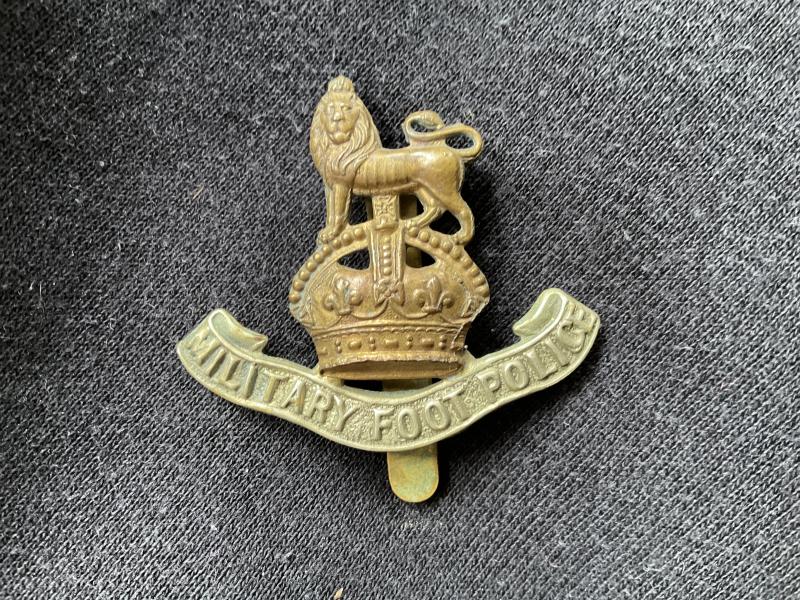 Gradia Militaria - Military Foot Police cap badge 1902-26