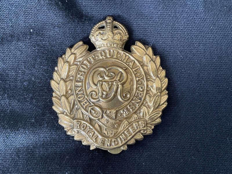 Gradia Militaria - WW1 all brass economy Royal Engineers cap badge