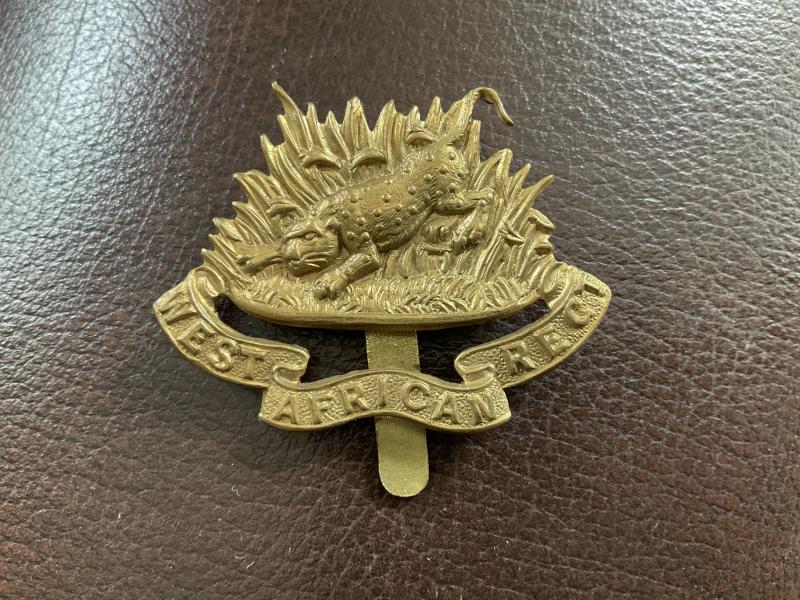 Gradia Militaria - WW2 East African Regiment cap badge