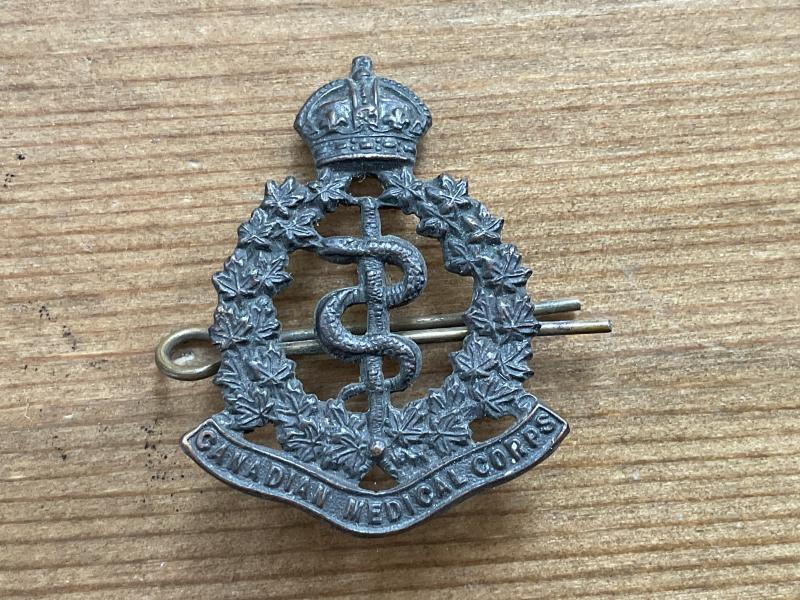 Gradia Militaria - WW1 Canadian Medical Corps O.S.D cap badge