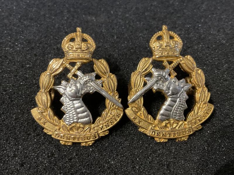 Gradia Militaria - Royal Army Dental Corps officers collar badges