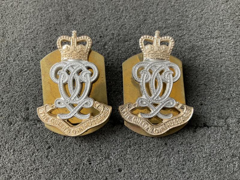 Gradia Militaria - The Queens Own Hussars anodised collar badges