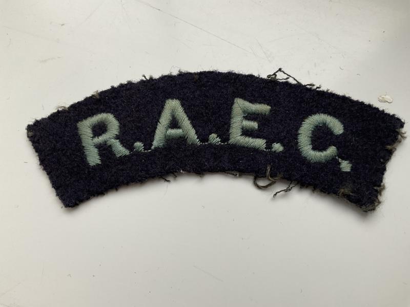 Gradia Militaria - R.A.E.C cloth shoulder title
