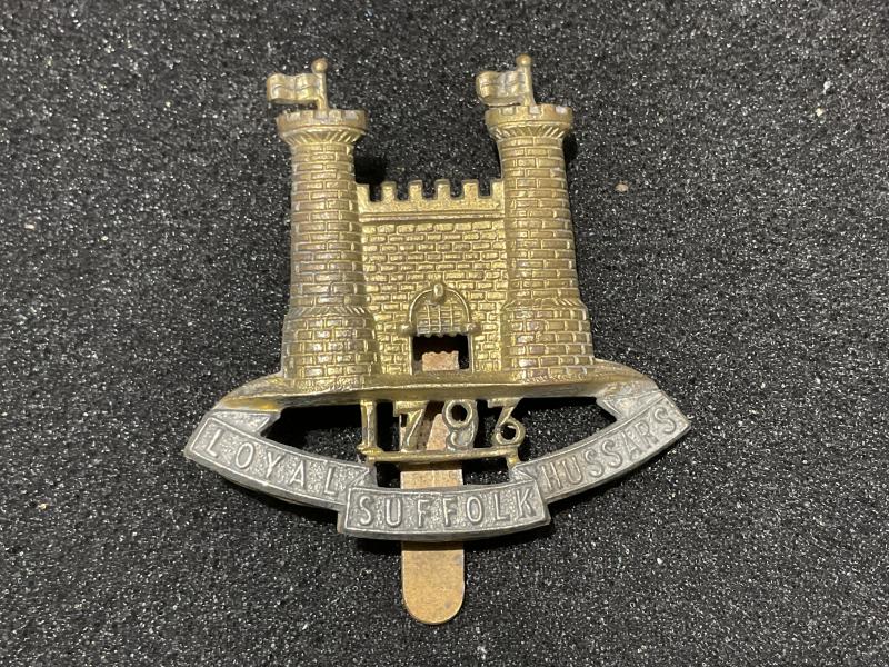 Gradia Militaria - Loyal Suffolk Hussars cap badge