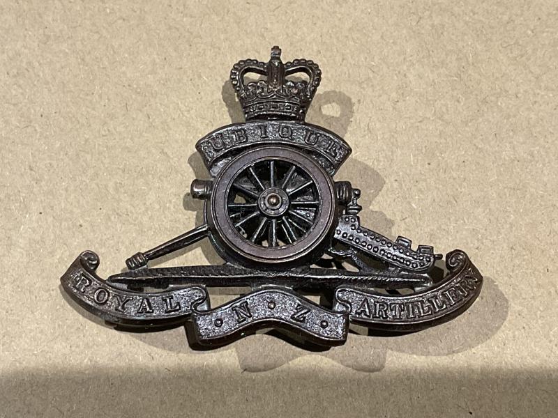 Gradia Militaria - Post 1952 Royal New Zealand Artillery O.S.D cap badge