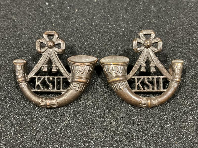 Gradia Militaria - The Kings Shropshire Light Infantry O.S.D collar badges