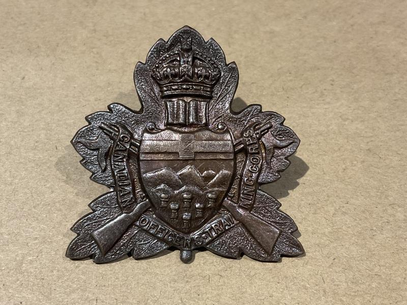 Gradia Militaria - WW1 Canadian Alberta University Contingent O.T.C cap badge