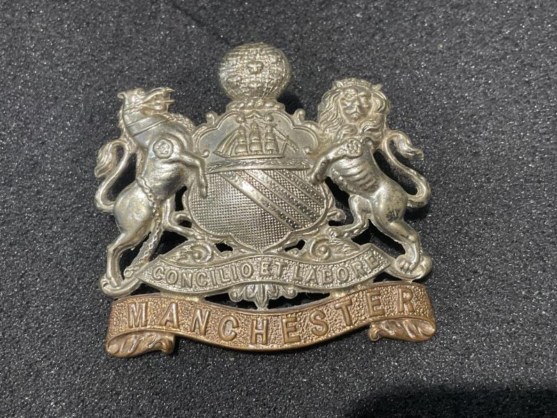 Gradia Militaria - Victorian/ Edwardian Manchester Regiment cap badge