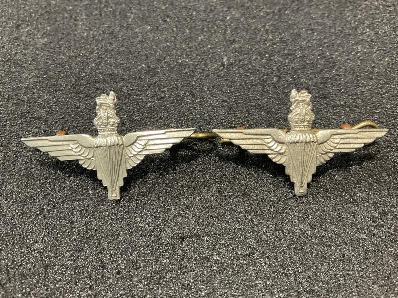 Gradia Militaria - WW2 Parachute Regiment collar badges