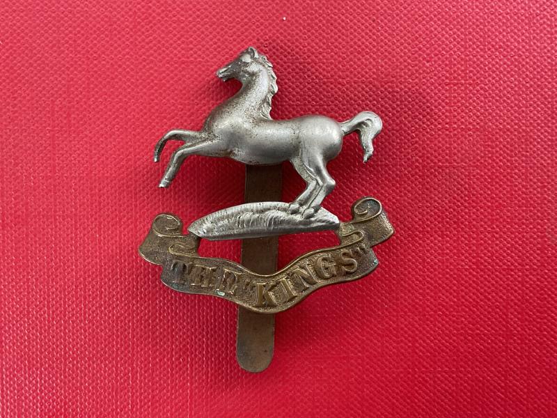Gradia Militaria - WW1 The Kings Liverpool Regiment cap badge