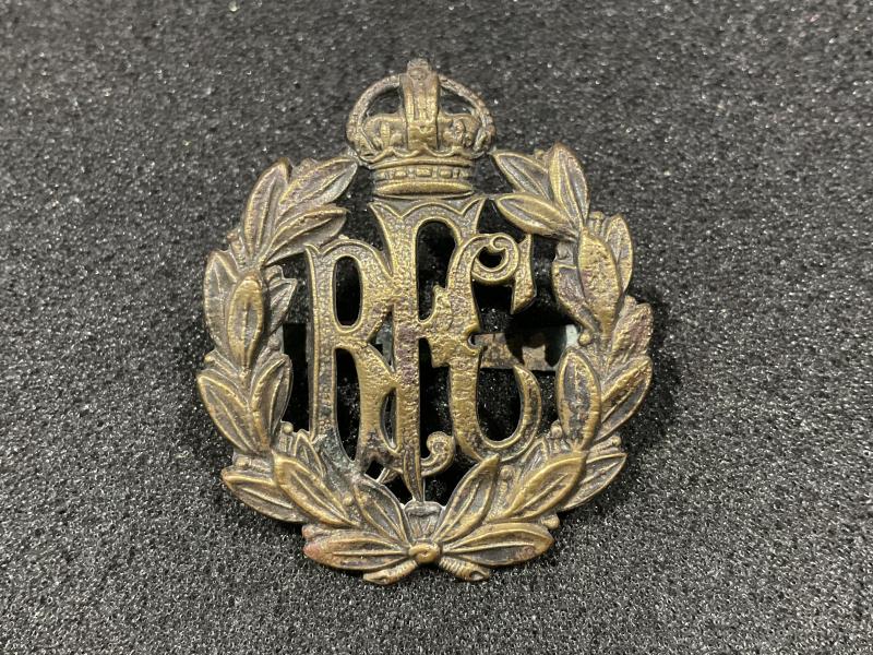 Gradia Militaria - WW1 R.F.C Officers service dress cap badge