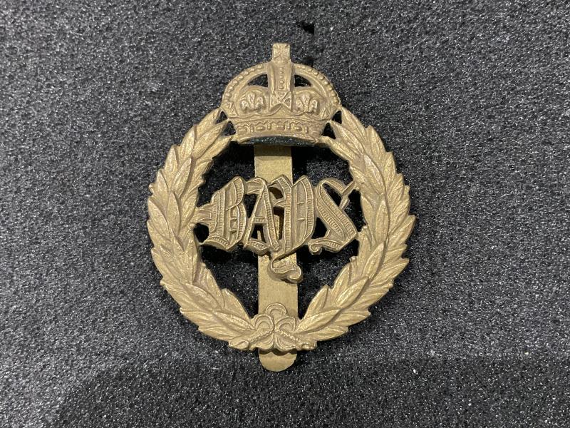 Gradia Militaria - 2nd Dragoon Guards ( The Bays) cap badge