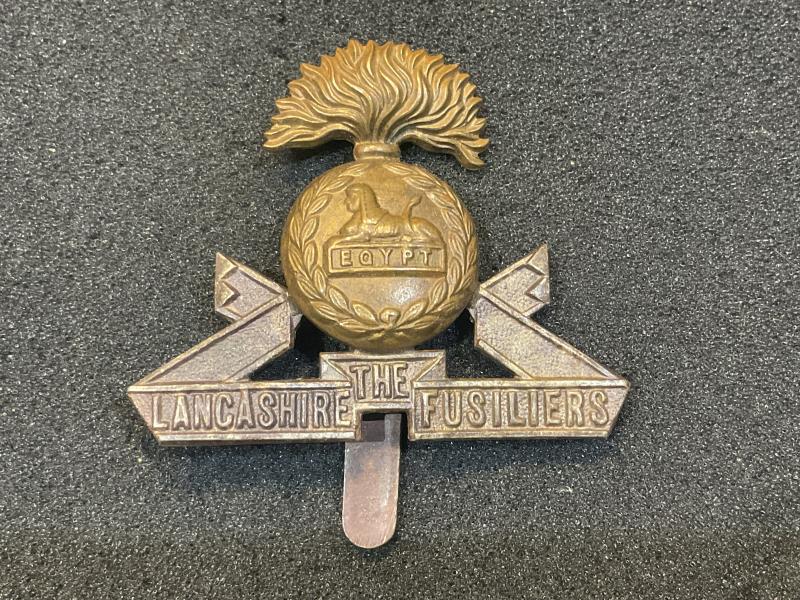 Gradia Militaria - WW1/2 The Lancashire Fusiliers cap badge
