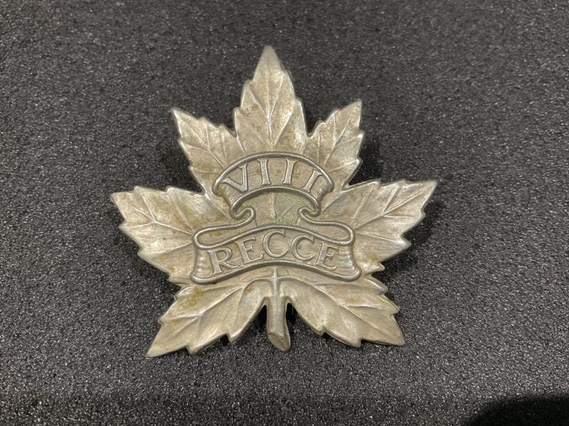 Gradia Militaria - WW2 Canadian VIII Recce (8th Reconnissance Regt) cap badge