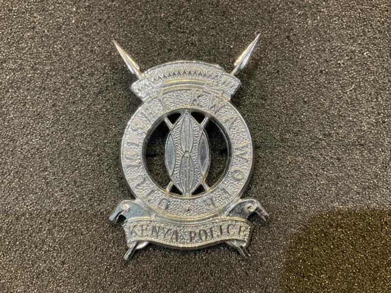 Gradia Militaria - Kenya Police chromed metal cap badge